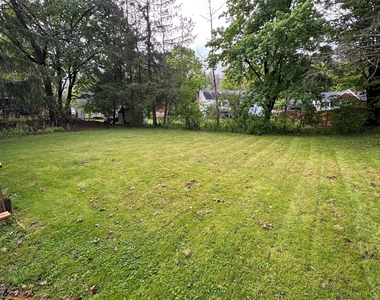 1013 Main Street - Photo Thumbnail 27