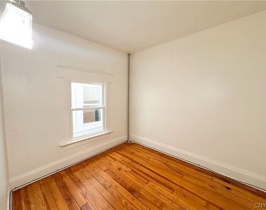 10 E Genesee Street - Photo Thumbnail 47