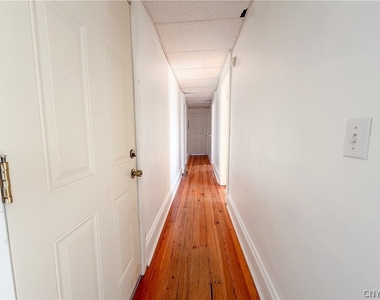 10 E Genesee Street - Photo Thumbnail 12