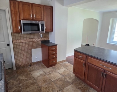 157 Park Street - Photo Thumbnail 3