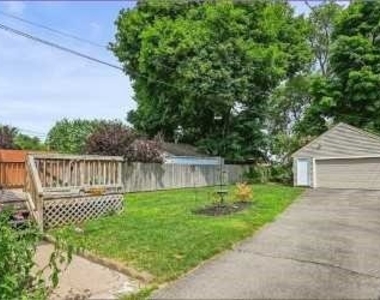 236 Barry Road - Photo Thumbnail 18