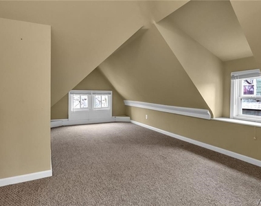 575 Upper Auburn Avenue - Photo Thumbnail 15