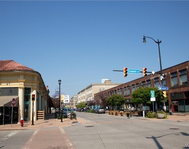 486 Franklin Street - Photo Thumbnail 22