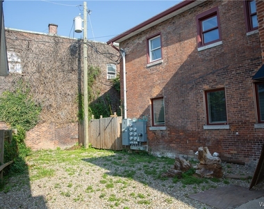 486 Franklin Street - Photo Thumbnail 20