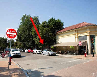 486 Franklin Street - Photo Thumbnail 15