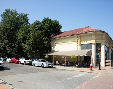 486 Franklin Street - Photo Thumbnail 19