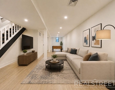 14 Spencer Place - Photo Thumbnail 15
