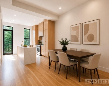 14 Spencer Place - Photo Thumbnail 6
