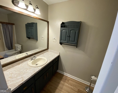 475 Radio Court - Photo Thumbnail 10