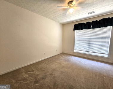 109 Redtail Road - Photo Thumbnail 12