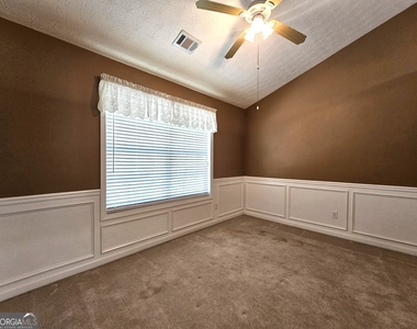 109 Redtail Road - Photo Thumbnail 6