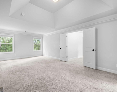 315 Hudson Chase Court - Photo Thumbnail 21