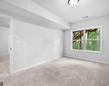 315 Hudson Chase Court - Photo Thumbnail 40