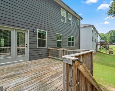 315 Hudson Chase Court - Photo Thumbnail 36