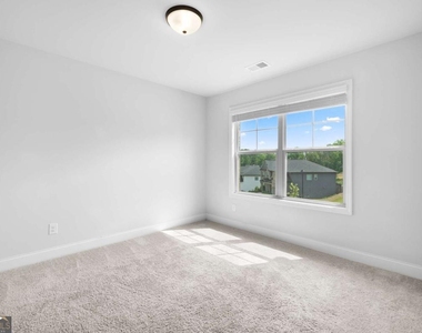 315 Hudson Chase Court - Photo Thumbnail 32