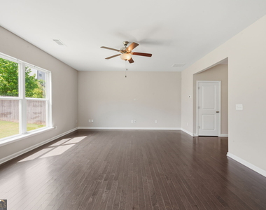1839 Charcoal Ives Road - Photo Thumbnail 6