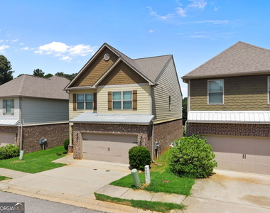 1240 Faye Court - Photo Thumbnail 2