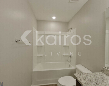 109 Saint Matthew Way - Photo Thumbnail 15