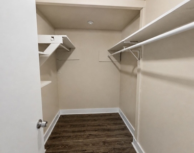 2928 Belleau Lane Se - Photo Thumbnail 4