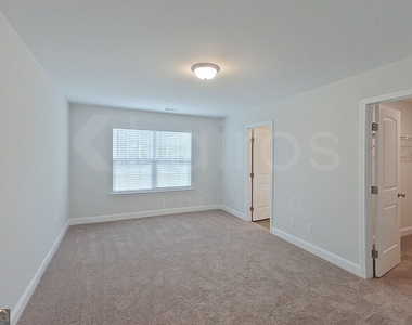 106 Western Red Cedar Drive - Photo Thumbnail 10