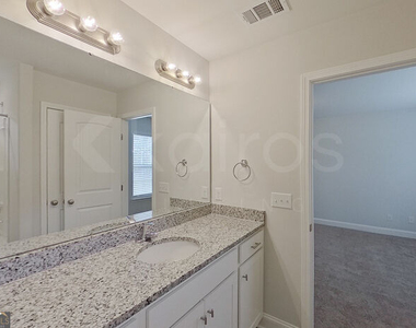 106 Western Red Cedar Drive - Photo Thumbnail 12