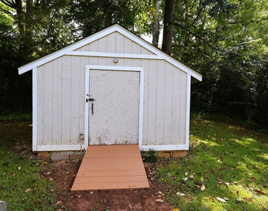 771 Mclendon Drive - Photo Thumbnail 23