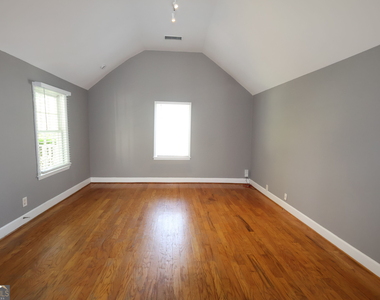 771 Mclendon Drive - Photo Thumbnail 5