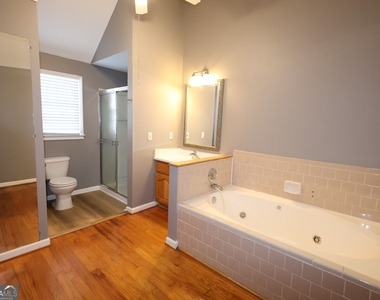 771 Mclendon Drive - Photo Thumbnail 10