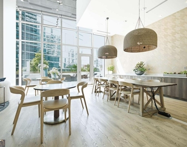 1080 Peachtree Street Ne - Photo Thumbnail 33