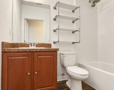 403 Soncel Drive - Photo Thumbnail 18