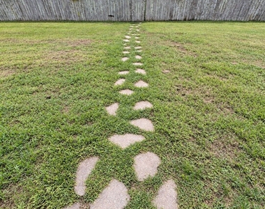 403 Soncel Drive - Photo Thumbnail 32