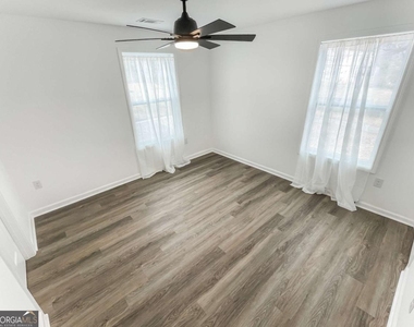 167 Racine Street Sw - Photo Thumbnail 9