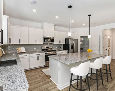 1525 Wellston Drive - Photo Thumbnail 1