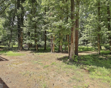 110 Clydesdale Road - Photo Thumbnail 21
