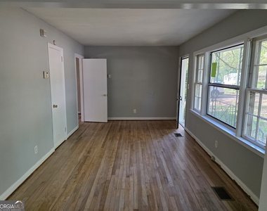 1894 Oak Valley Road - Photo Thumbnail 4