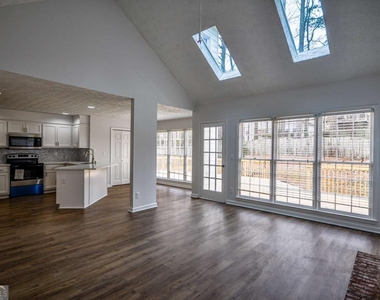 1398 Field Creek Terrace - Photo Thumbnail 10