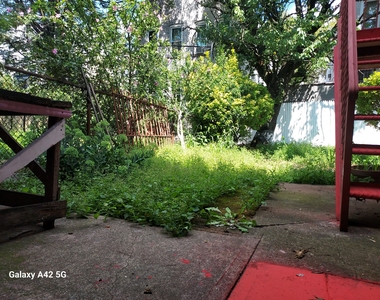 East Flatbush - Photo Thumbnail 5