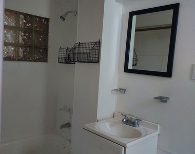 East Flatbush - Photo Thumbnail 4