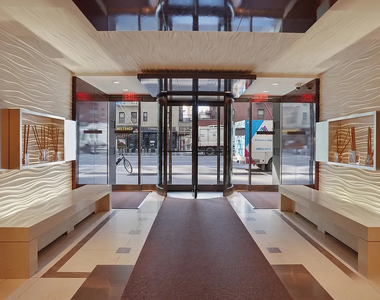 West 53rd - Photo Thumbnail 5