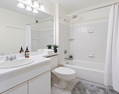 301 West 110th Street - Photo Thumbnail 3