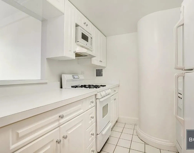 1 Astor Place - Photo Thumbnail 5