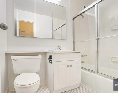 1 Astor Place - Photo Thumbnail 6