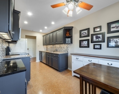 21 Foxwood Dr - Photo Thumbnail 10