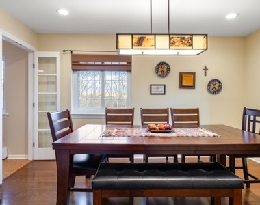21 Foxwood Dr - Photo Thumbnail 14