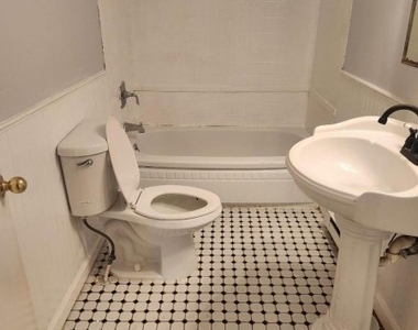 72 Glenwood Mt Rd - Photo Thumbnail 3