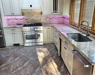 11 Benjamin Pl - Photo Thumbnail 4