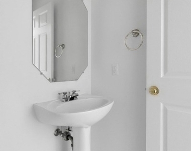 9 Knox Ct - Photo Thumbnail 14