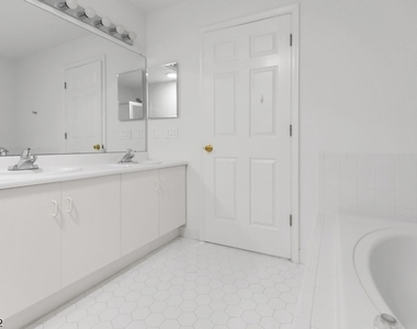 9 Knox Ct - Photo Thumbnail 22