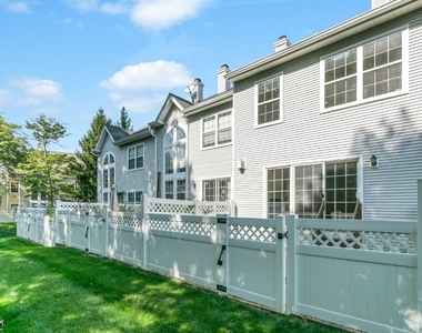 9 Knox Ct - Photo Thumbnail 37