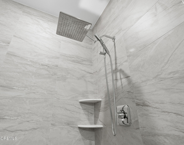 185 Morris Avenue - Photo Thumbnail 11